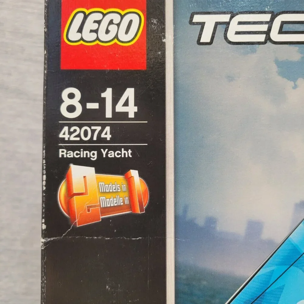 Lego Technic Racing Yacht 42074